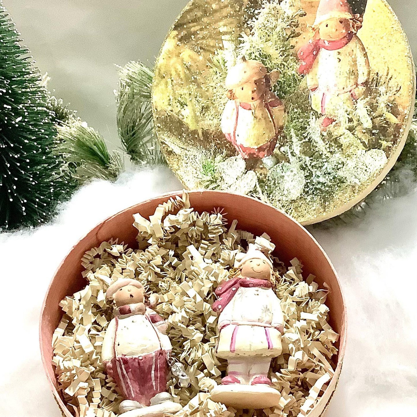 Décoration figurines naïves vintage enfants céramique ht 8 cm modèle B