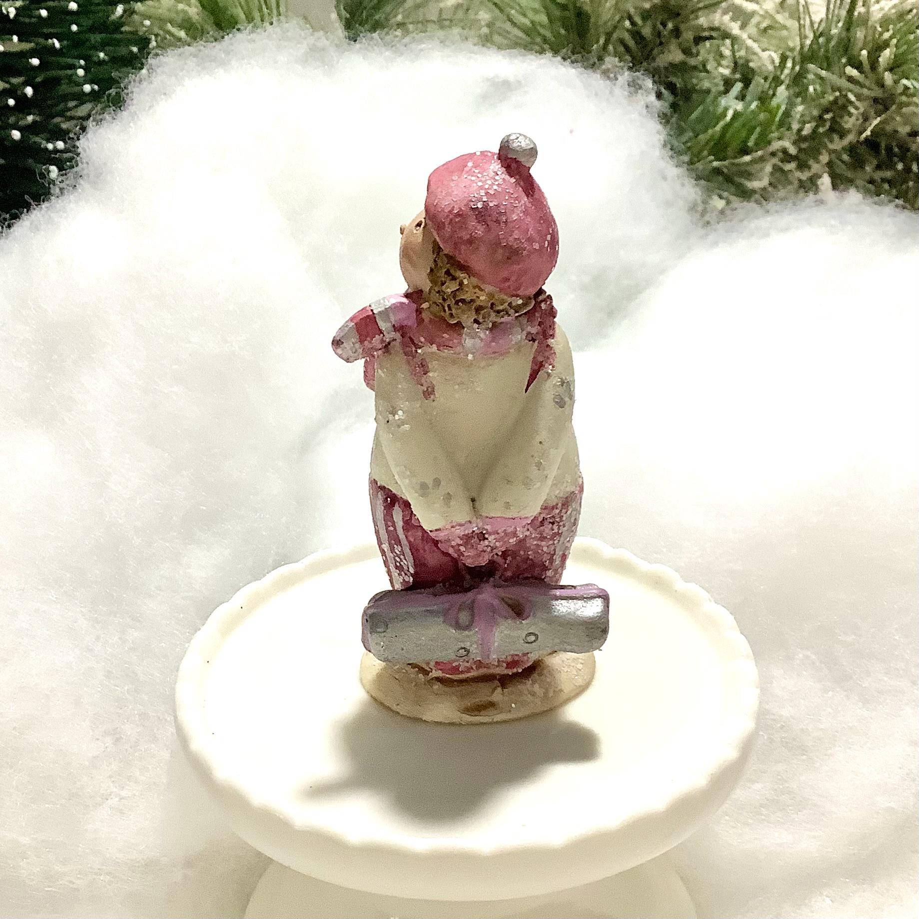 Décoration figurines naïves enfants céramique ht 8 cm modèle A