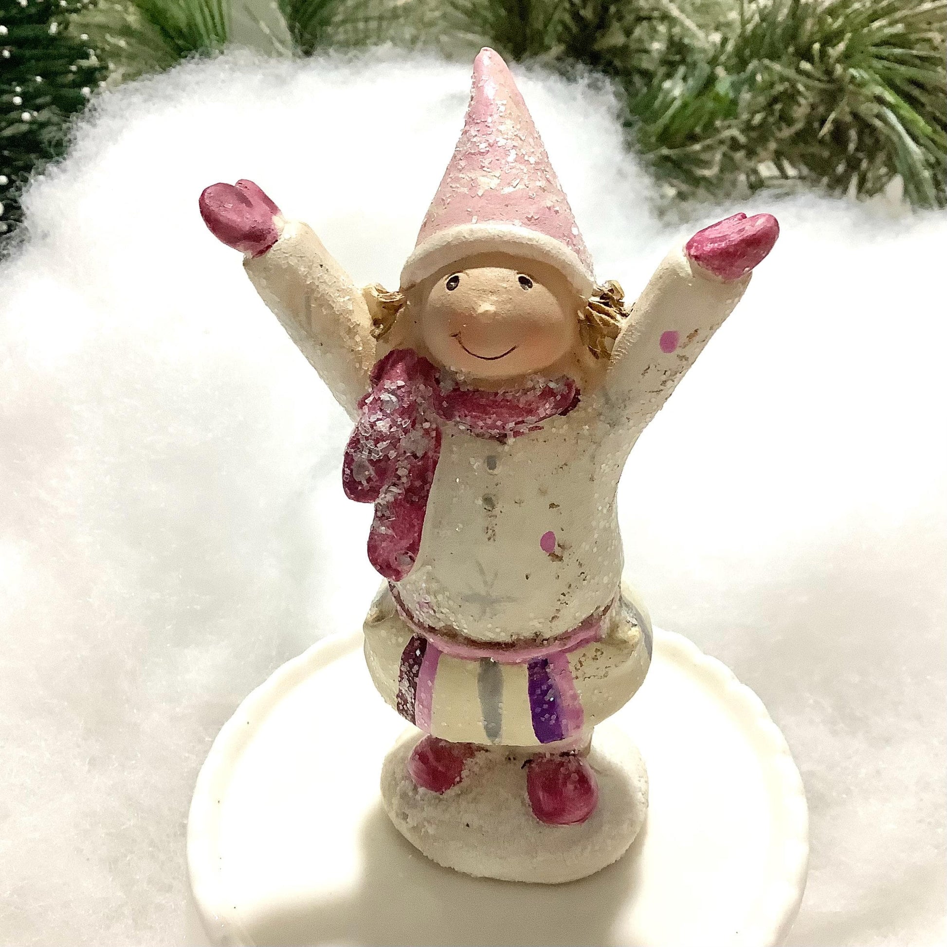 Décoration figurines naïves enfants céramique ht 8 cm modèle A