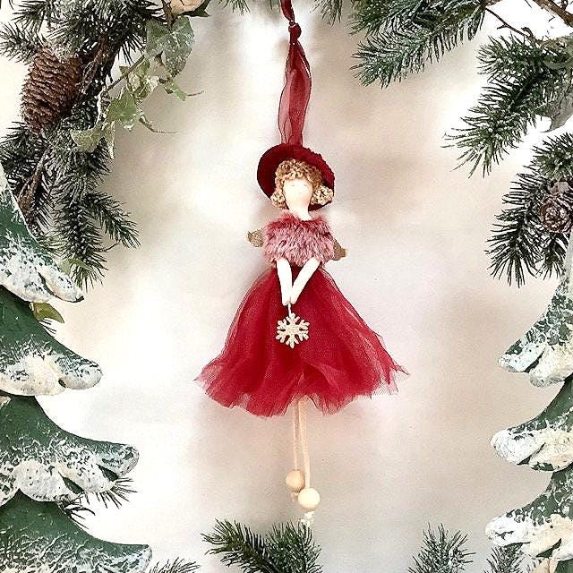 Poupée ange à suspendre rouge flocon