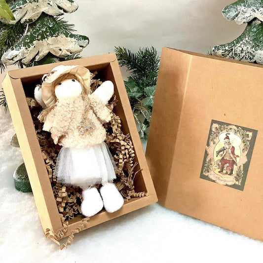Poupée ange à suspendre beige flocon