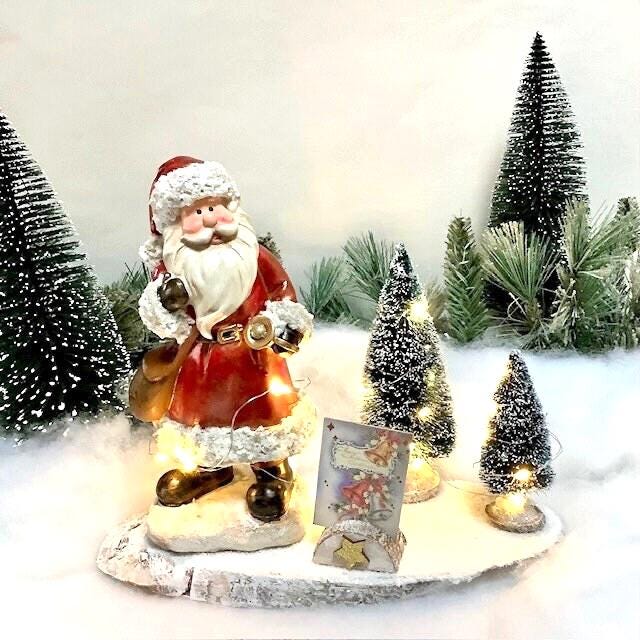 Composition de Noël lumineuse Père Noël cloche ht 24.5 cm