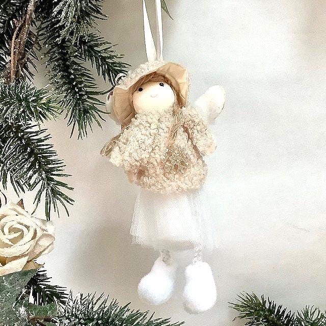 Poupée ange à suspendre beige flocon