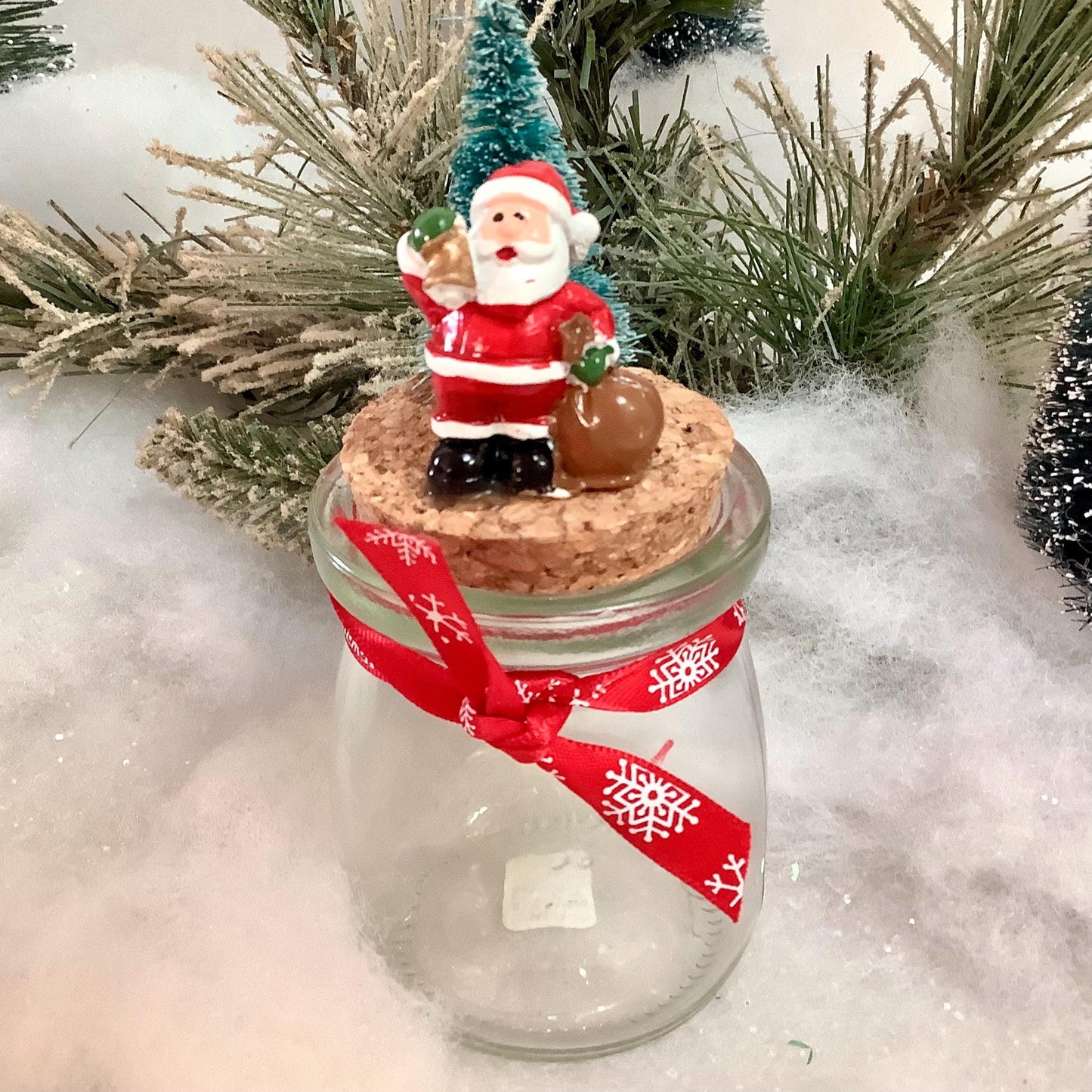 Petits pots verre bouchon liège décoration père noël ht 11.5 cm