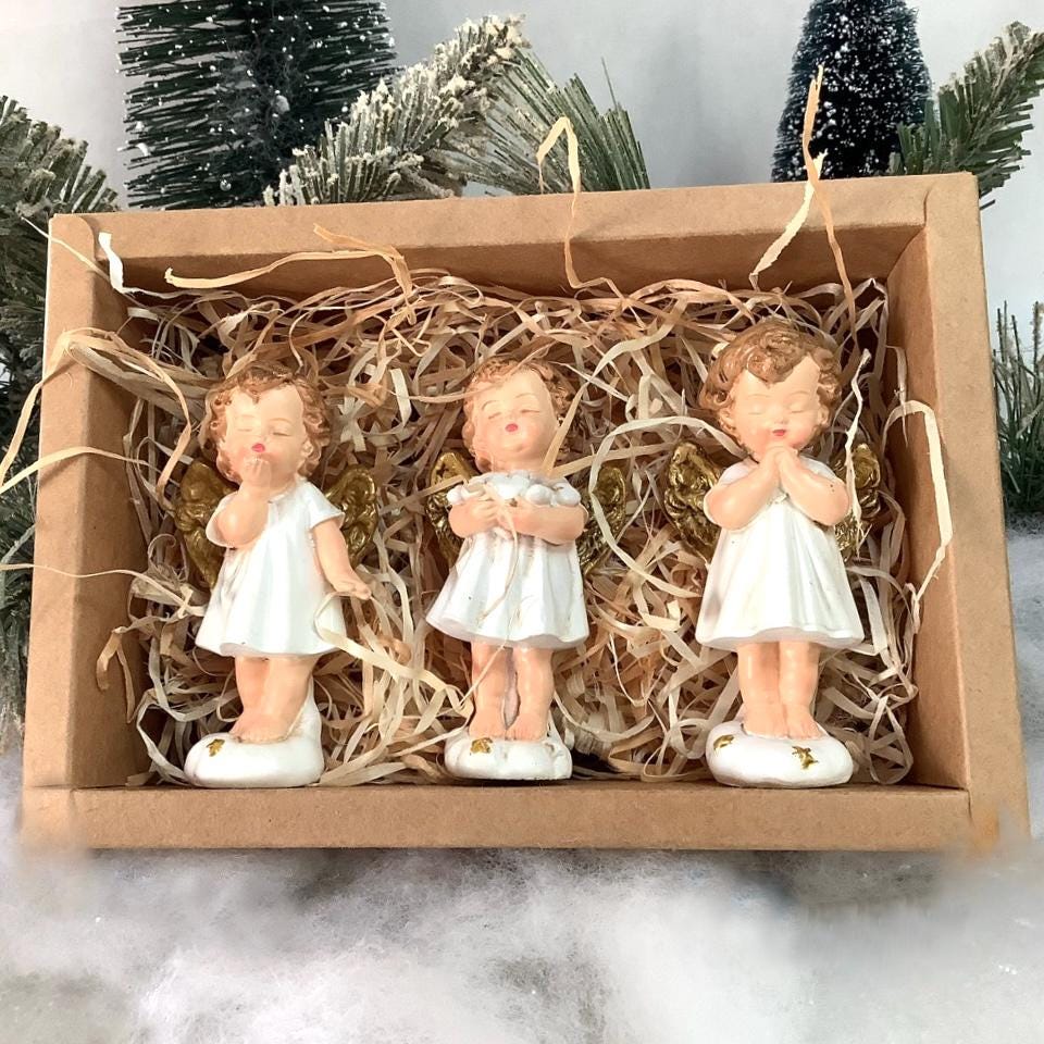 Figurines anges de Noël résine coffret 3 anges ht 8.5 cm