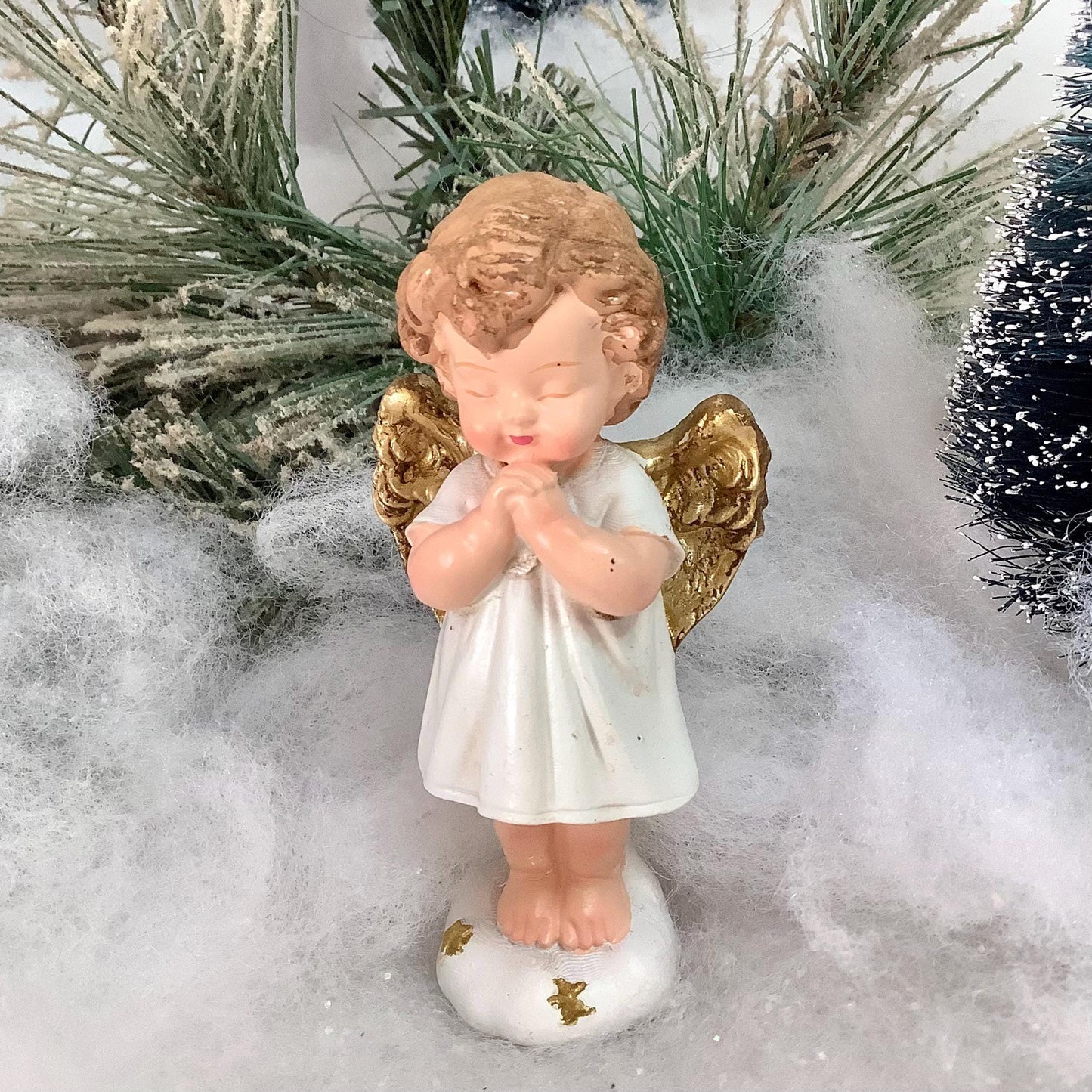 Figurines anges de Noël résine coffret 3 anges ht 8.5 cm
