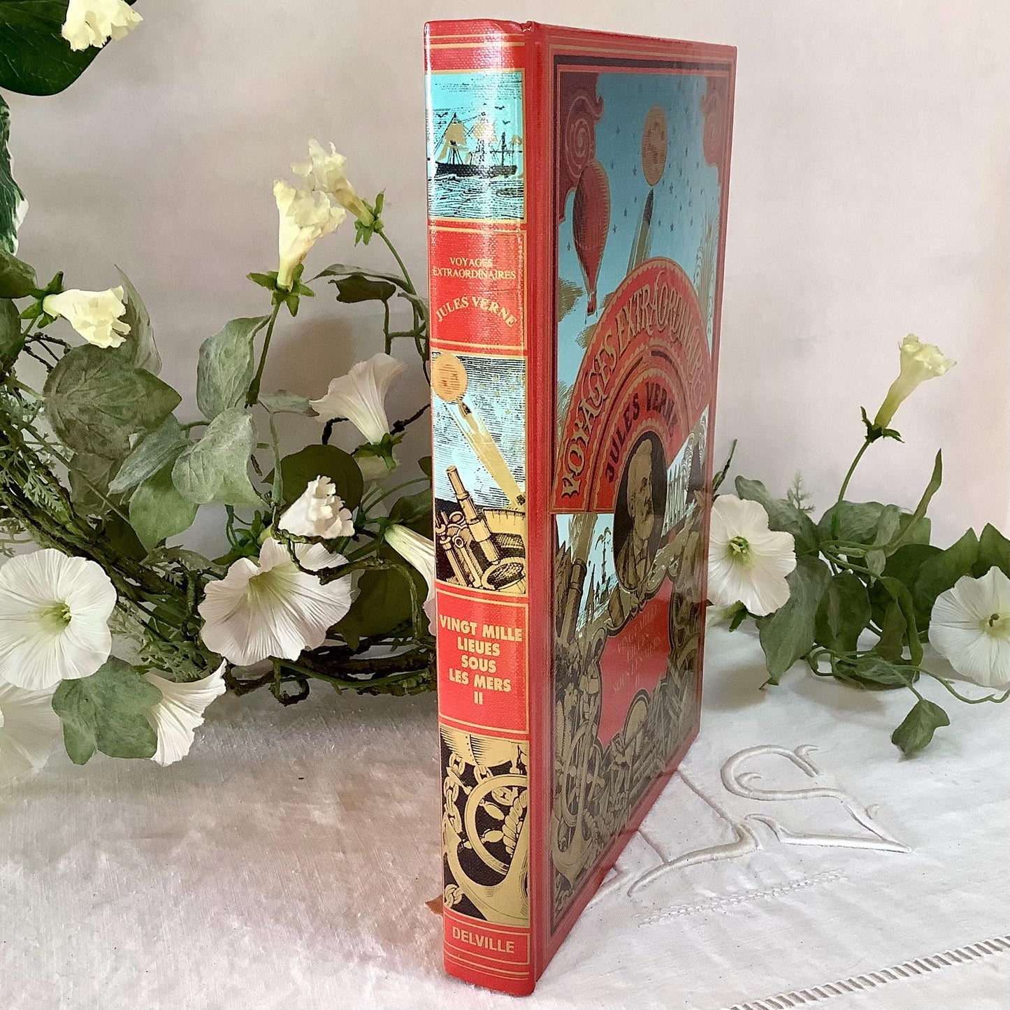 Vingt mille lieues sous les mers tome 2 Jules Verne livre collection vintage