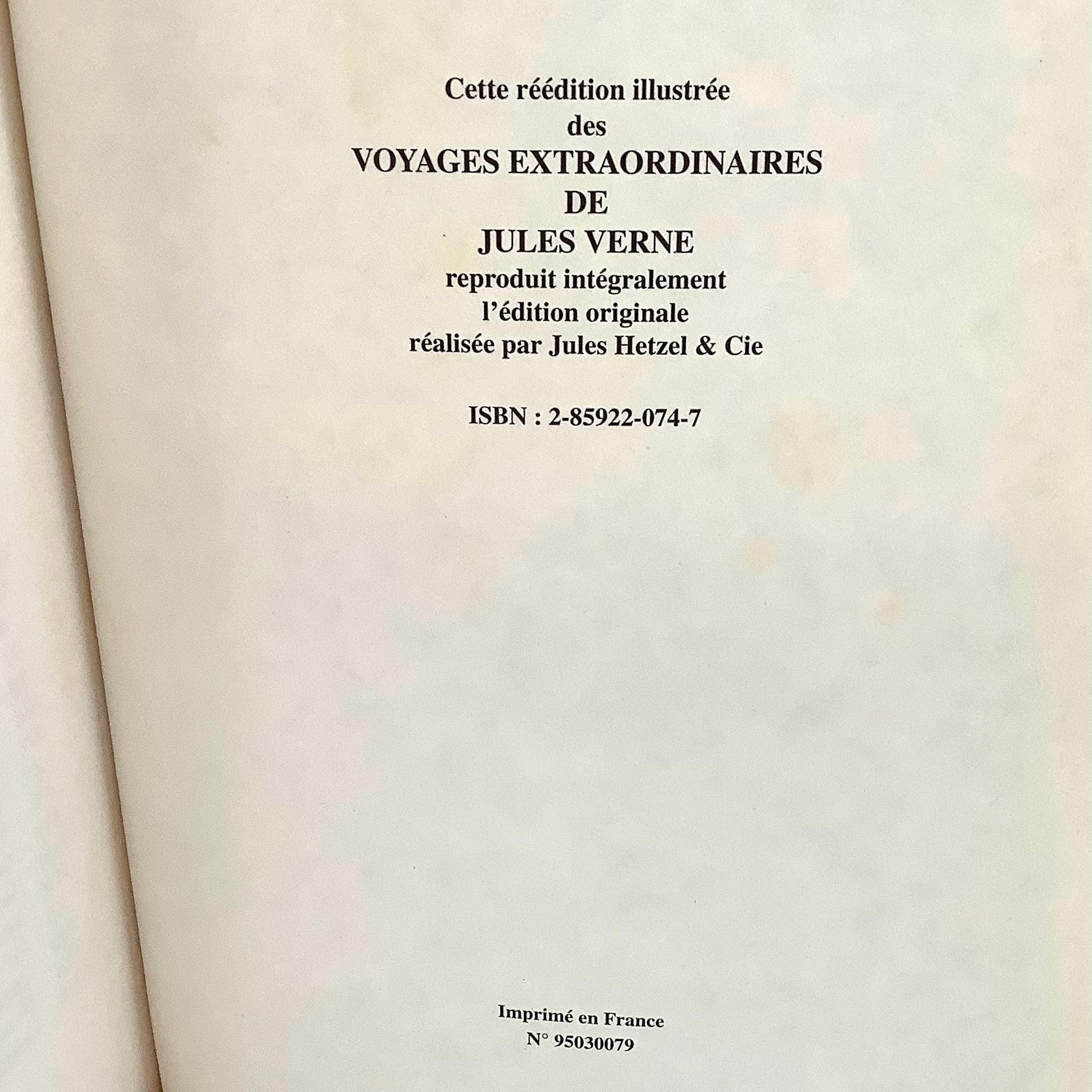 Vingt mille lieues sous les mers tome 2 Jules Verne livre collection vintage