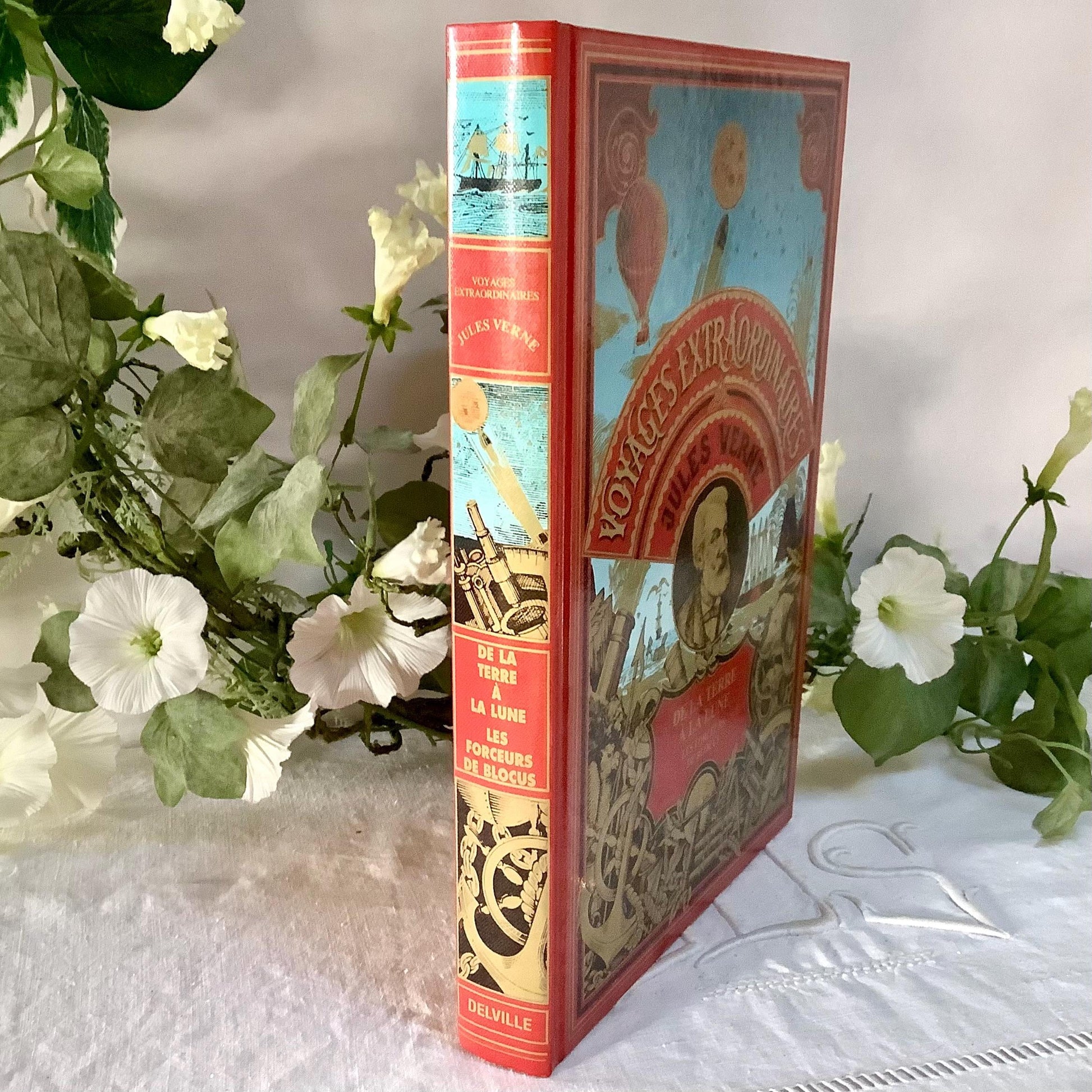 De la terre à la lune Jules Verne livre collection vintage