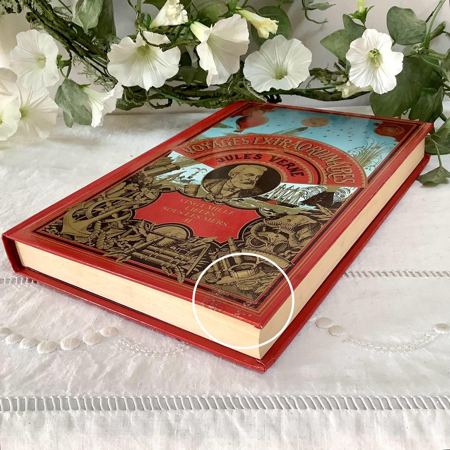 Vingt mille lieues sous les mers tome 2 Jules Verne livre collection vintage