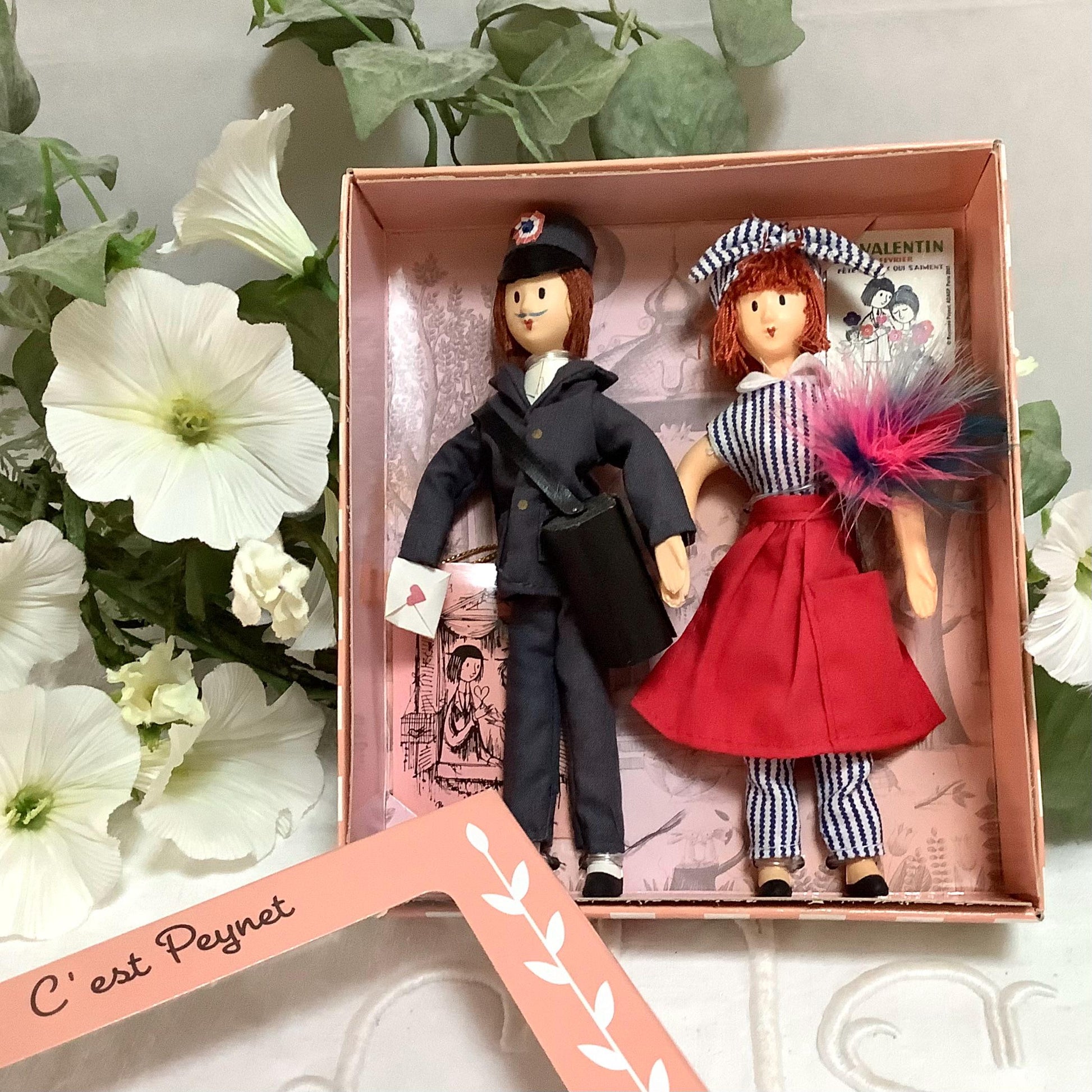 Le facteur et la ménagère coffret deux poupées vintage collection amoureux de Peynet