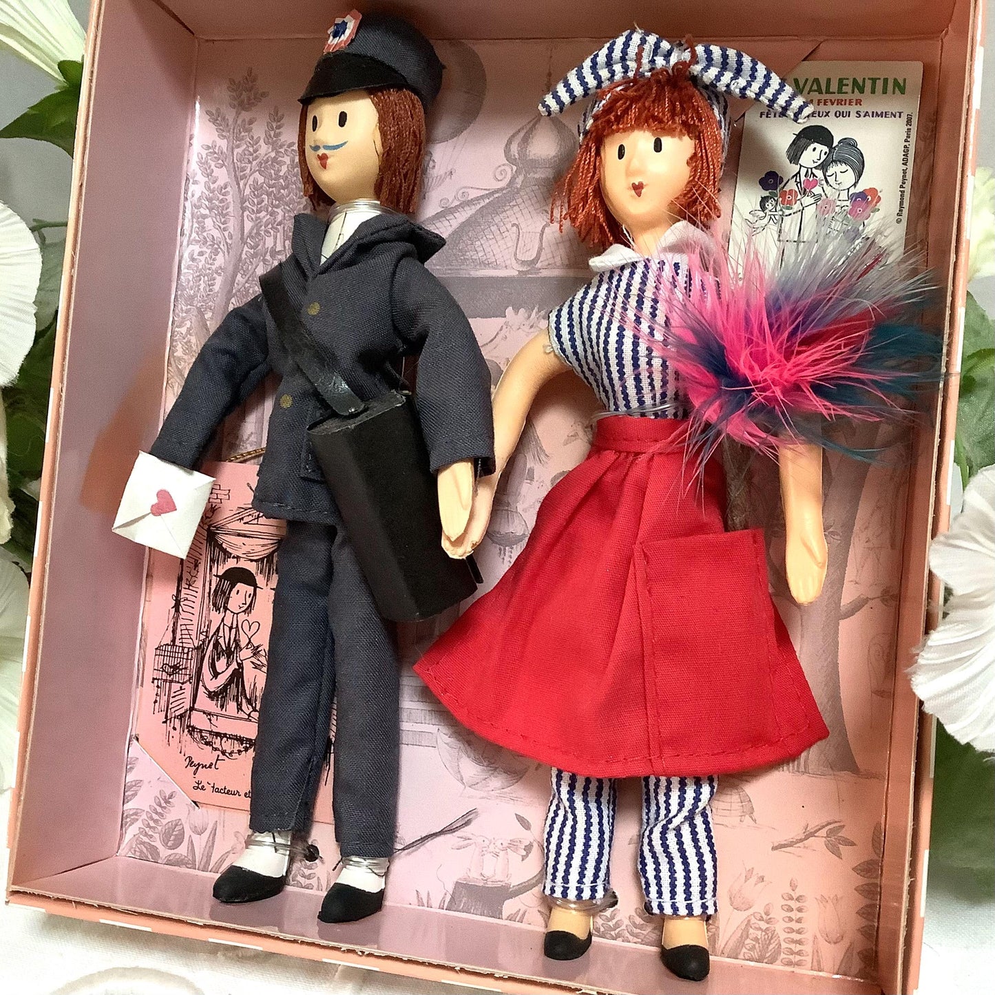 Le facteur et la ménagère coffret deux poupées vintage collection amoureux de Peynet