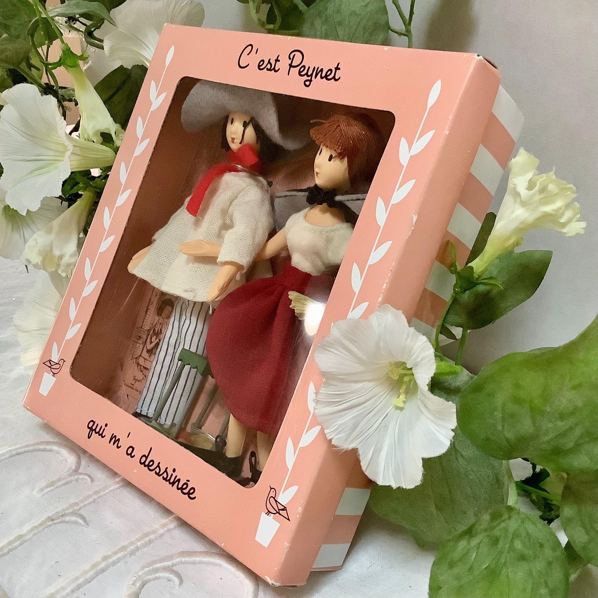Marchande des quatre saison et fort des halles coffret deux poupées vintage collection amoureux de Peynet