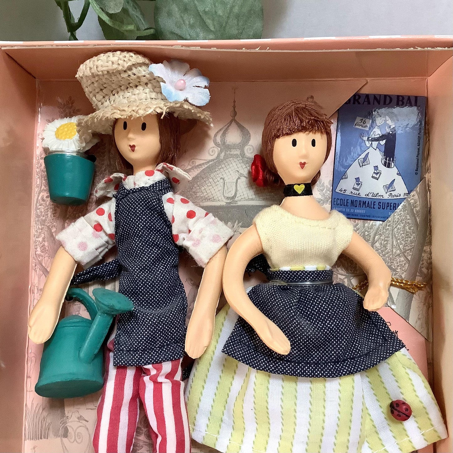 Jardinier et jonquille coffret deux poupées vintage collection amoureux de Peynet