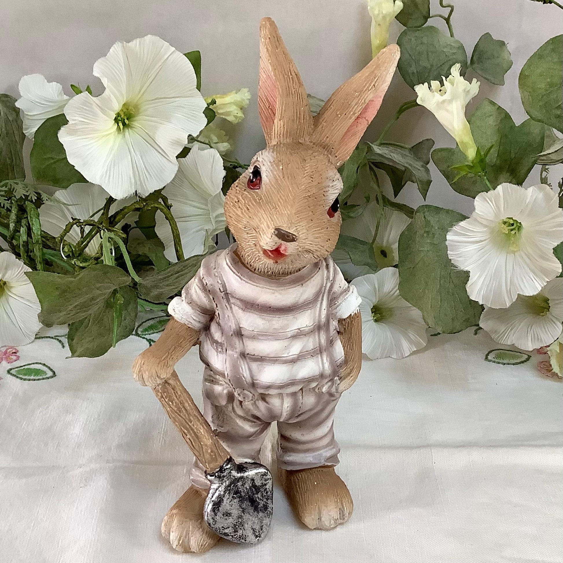 Figurine monsieur lapin décoration de Pâques vintage ht 18 cm