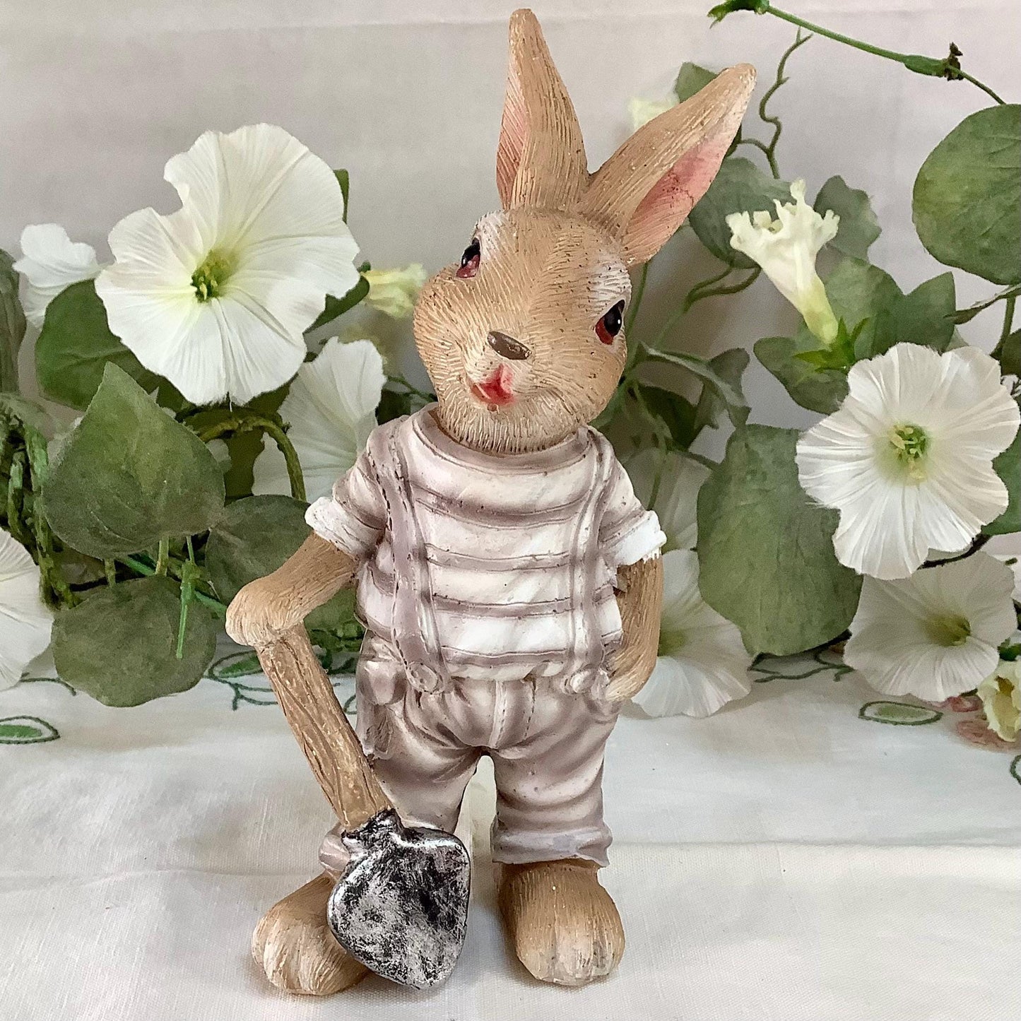 Figurine monsieur lapin décoration de Pâques vintage ht 18 cm