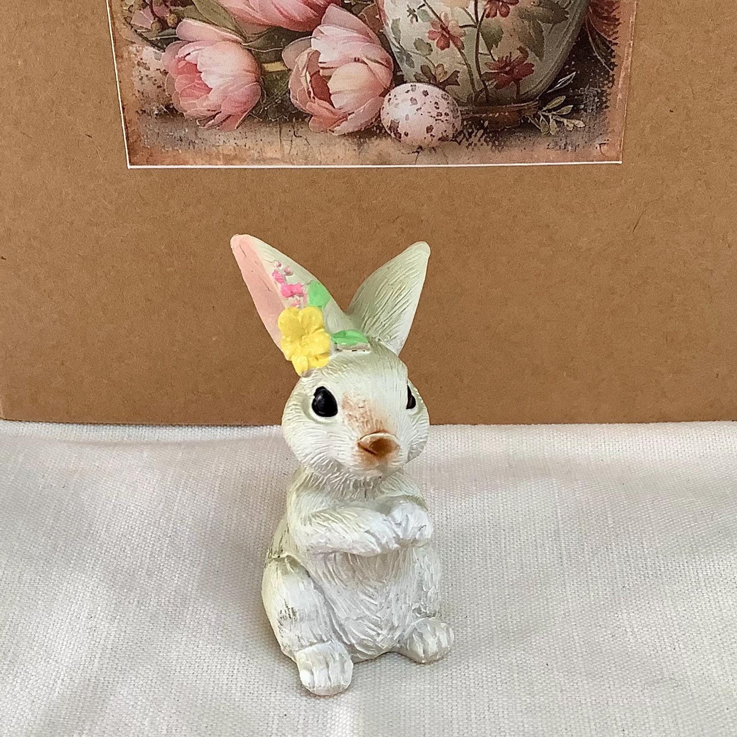 Petites figurines lapins résine décoration de Pâques vintage ht 5 cm