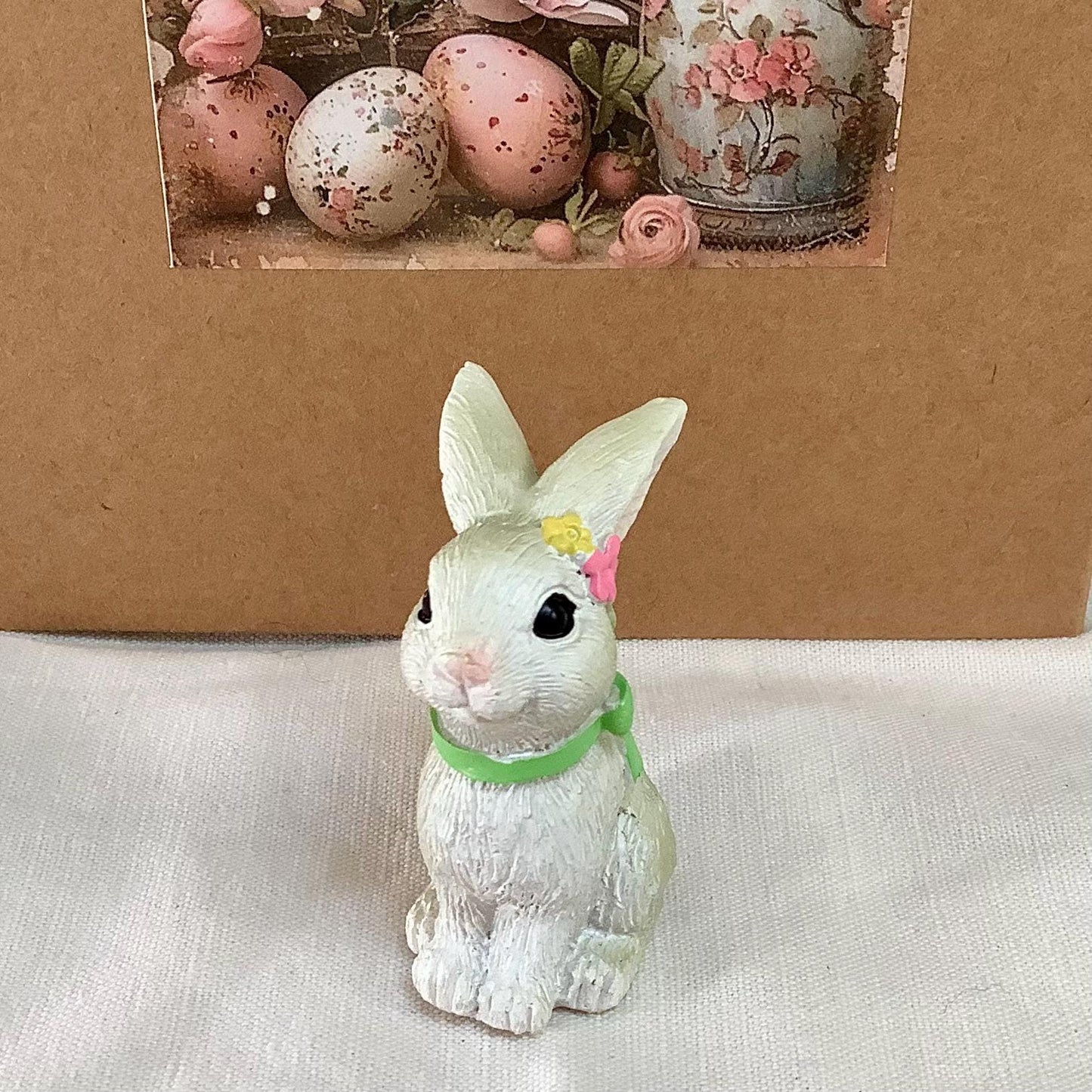 Petites figurines lapins résine décoration de Pâques vintage ht 5 cm