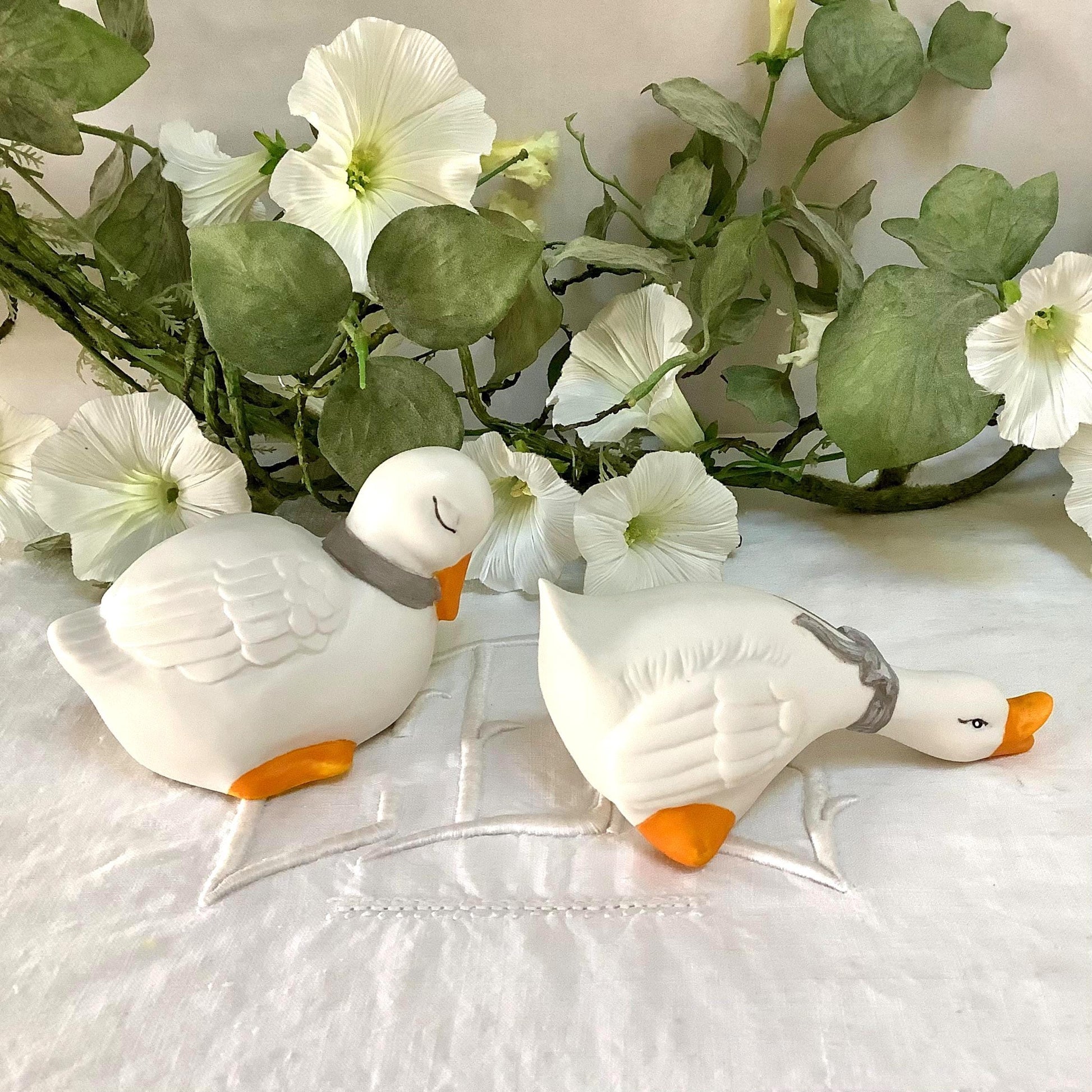 Figurines vintage oies collection porcelaine biscuit ht 5.5 cm