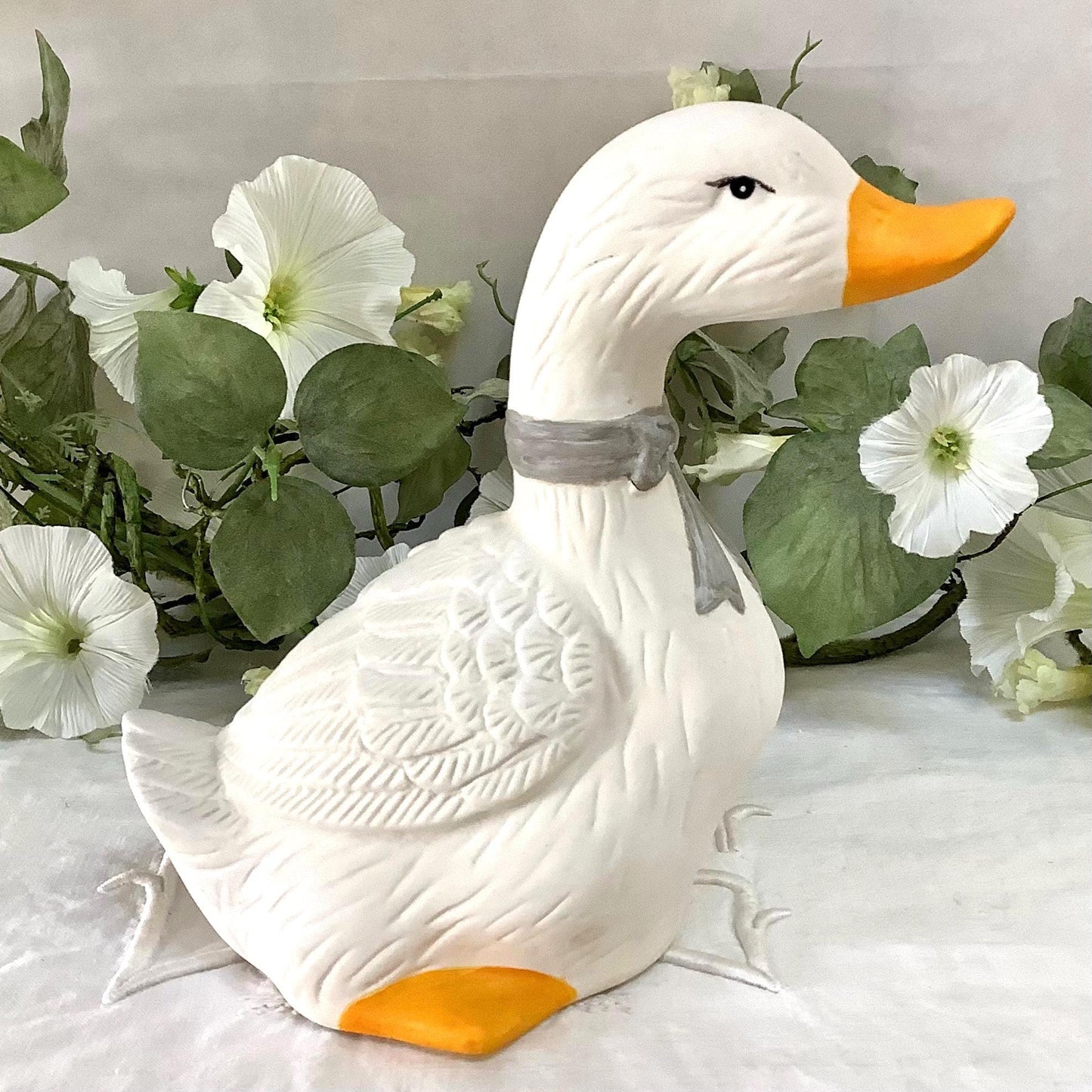 Figurine vintage oie collection faïence ht 17 cm
