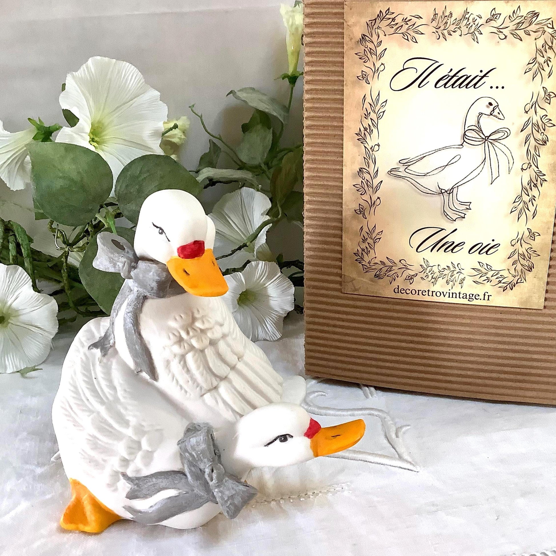 Figurine vintage oies collection porcelaine biscuit ht 12.5 cm