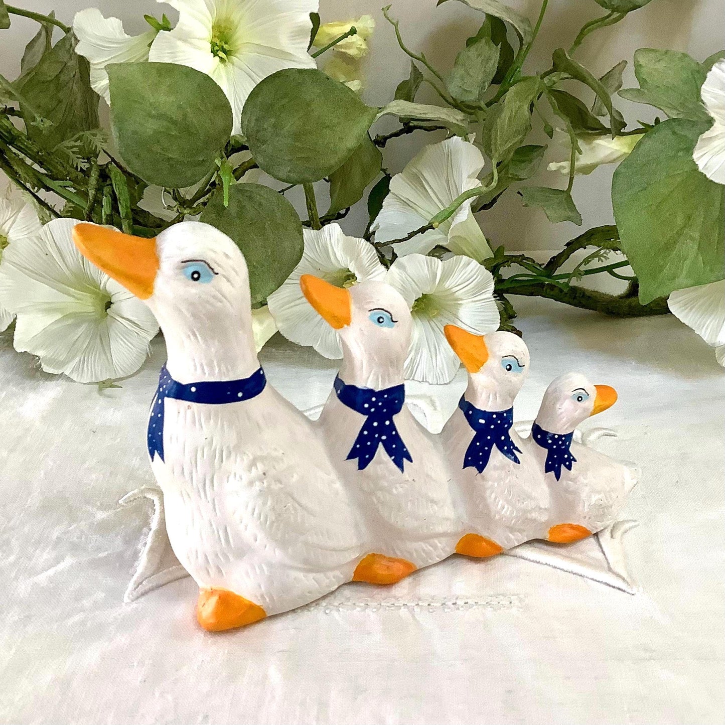 Figurines vintage oies collection faïence ht 15 - 11 cm