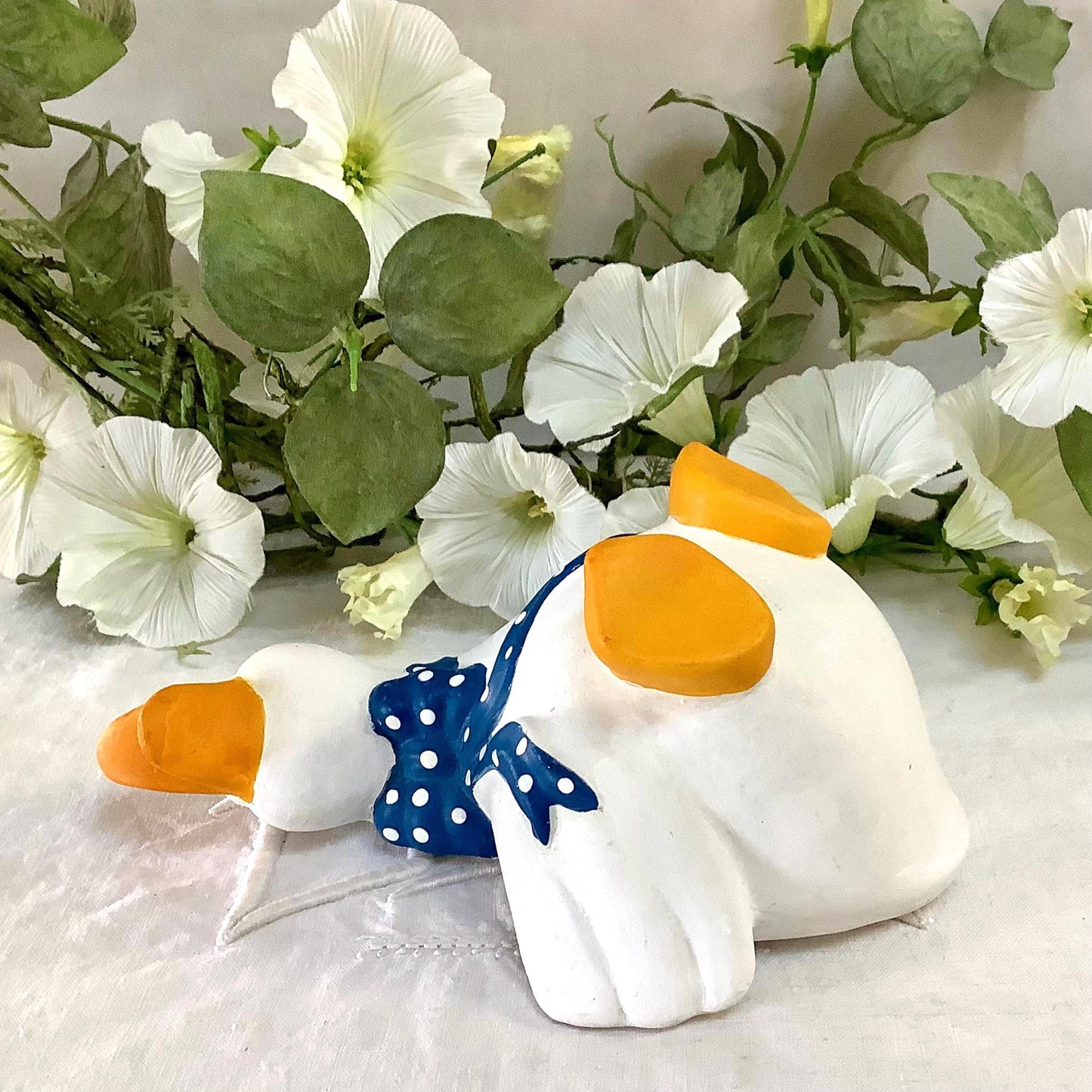 Figurine vintage oie collection faïence ht 8 cm