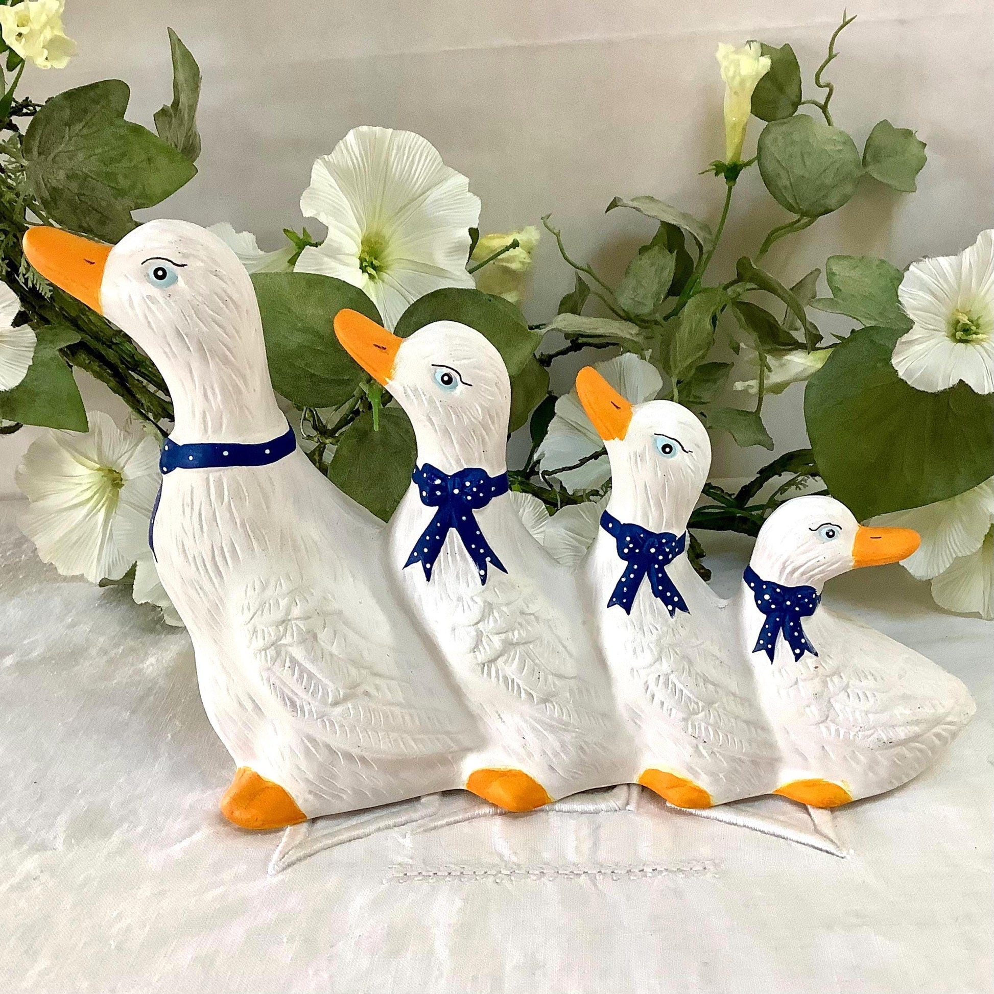 Figurines vintage oies collection faïence ht 15 - 11 cm