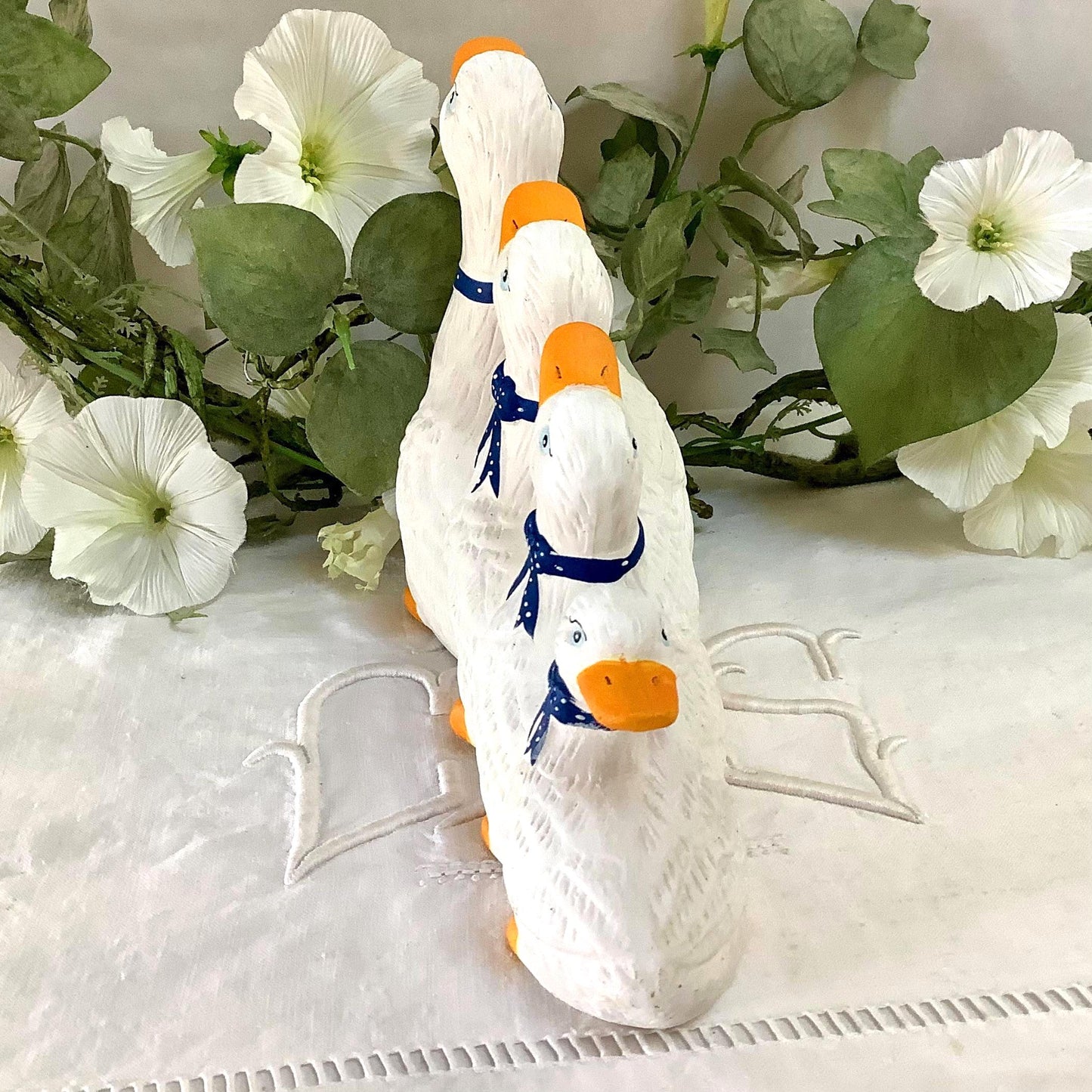 Figurines vintage oies collection faïence ht 15 - 11 cm