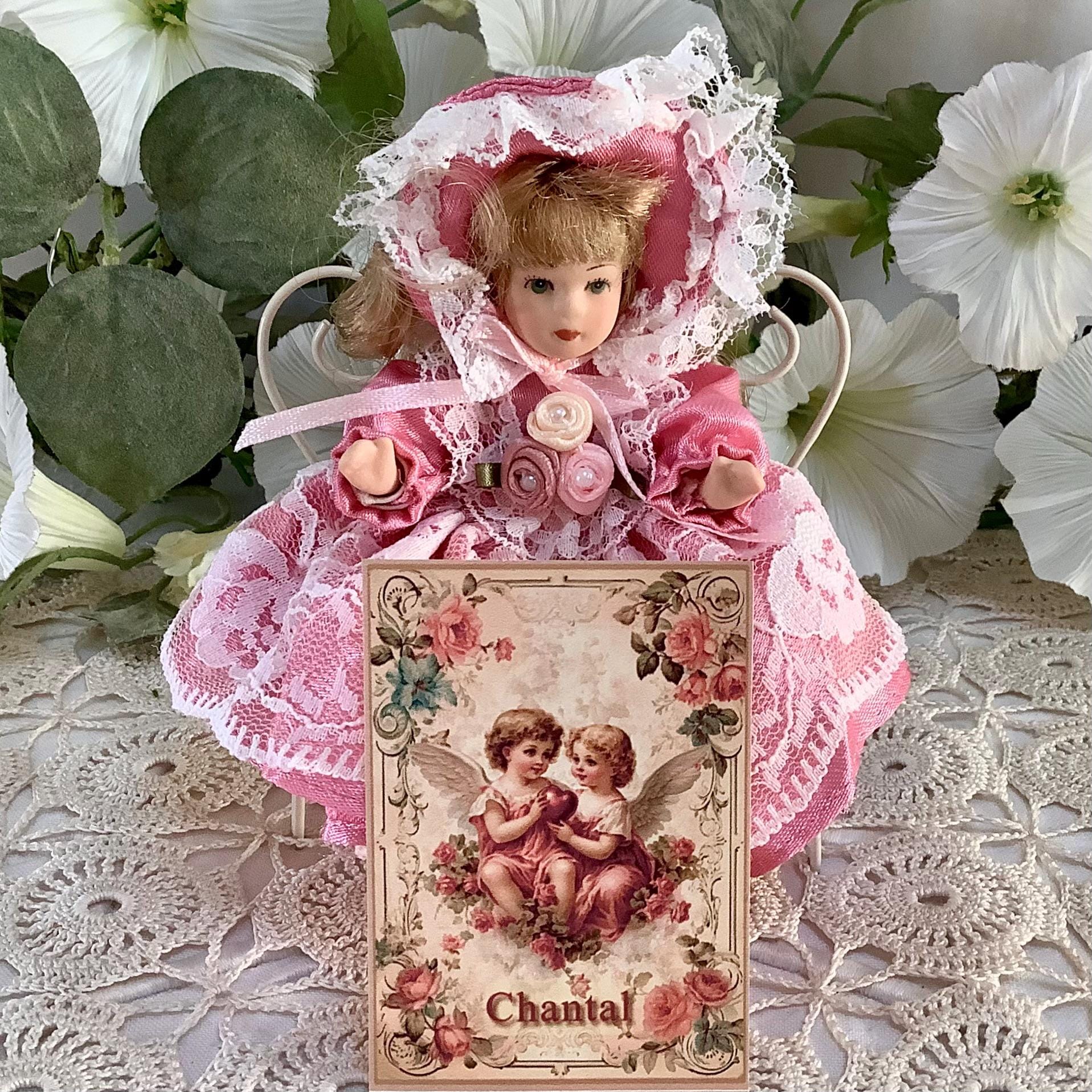 Chantal poupée porcelaine miniature vintage ht 11 cm