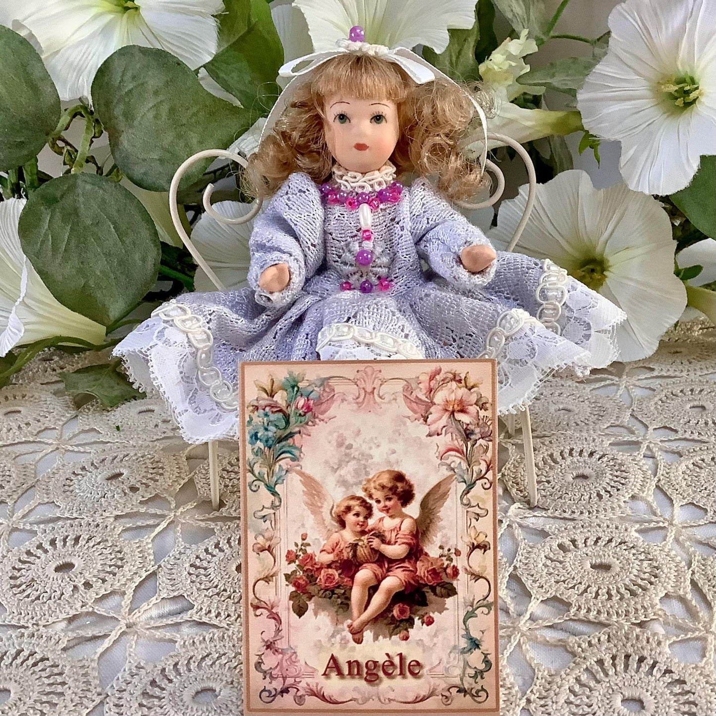 Angèle poupée porcelaine miniature vintage ht 11 cm