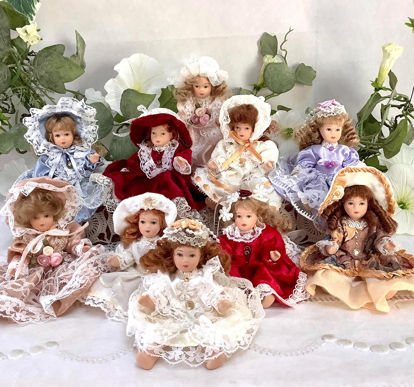 Françoise poupée porcelaine miniature vintage ht 11 cm