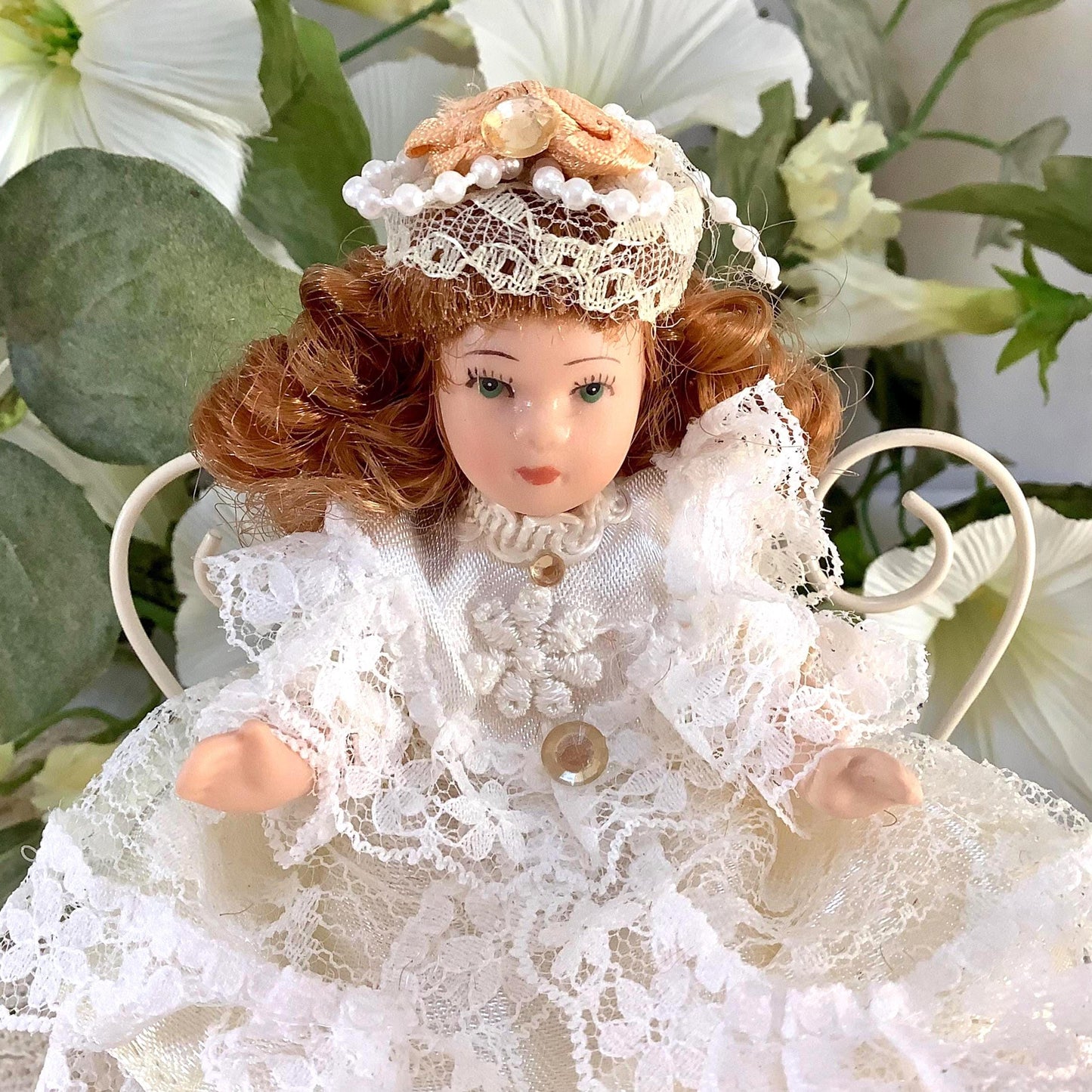 Denise poupée porcelaine miniature vintage ht 11 cm
