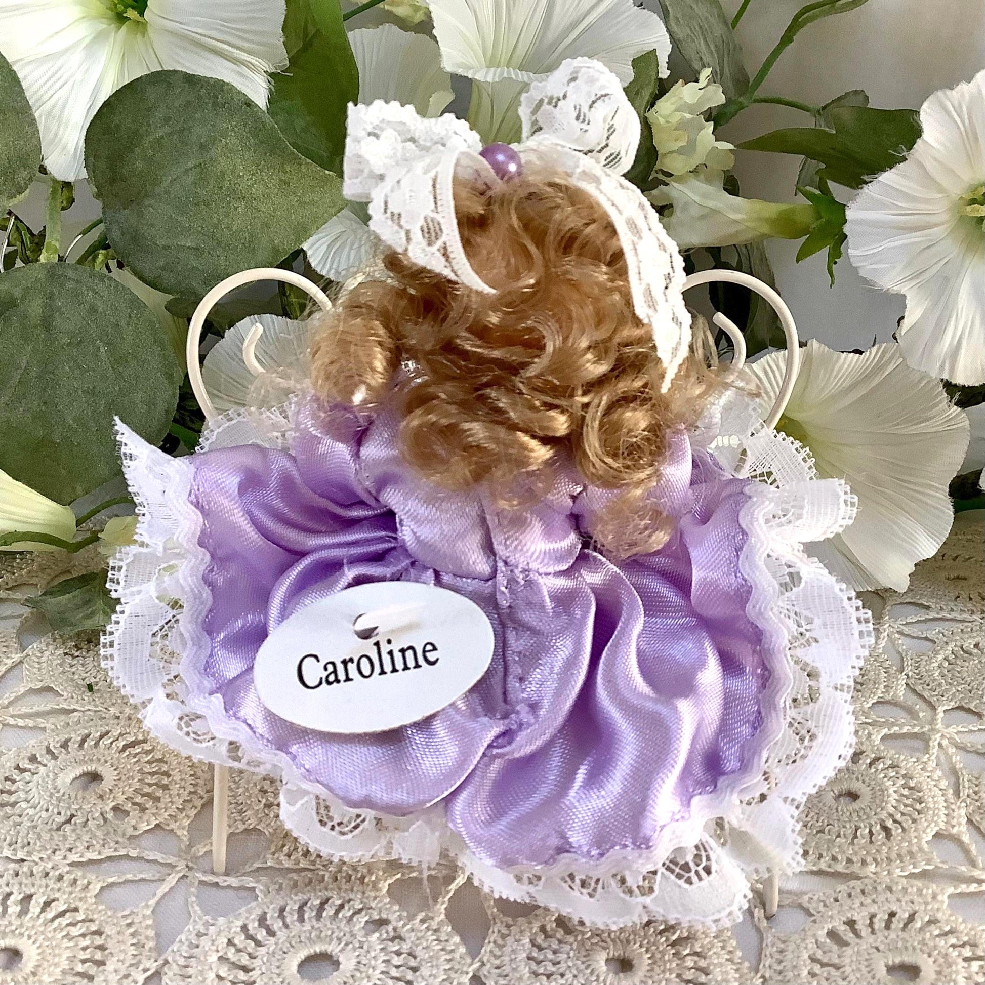 Caroline poupée porcelaine miniature vintage ht 12 cm