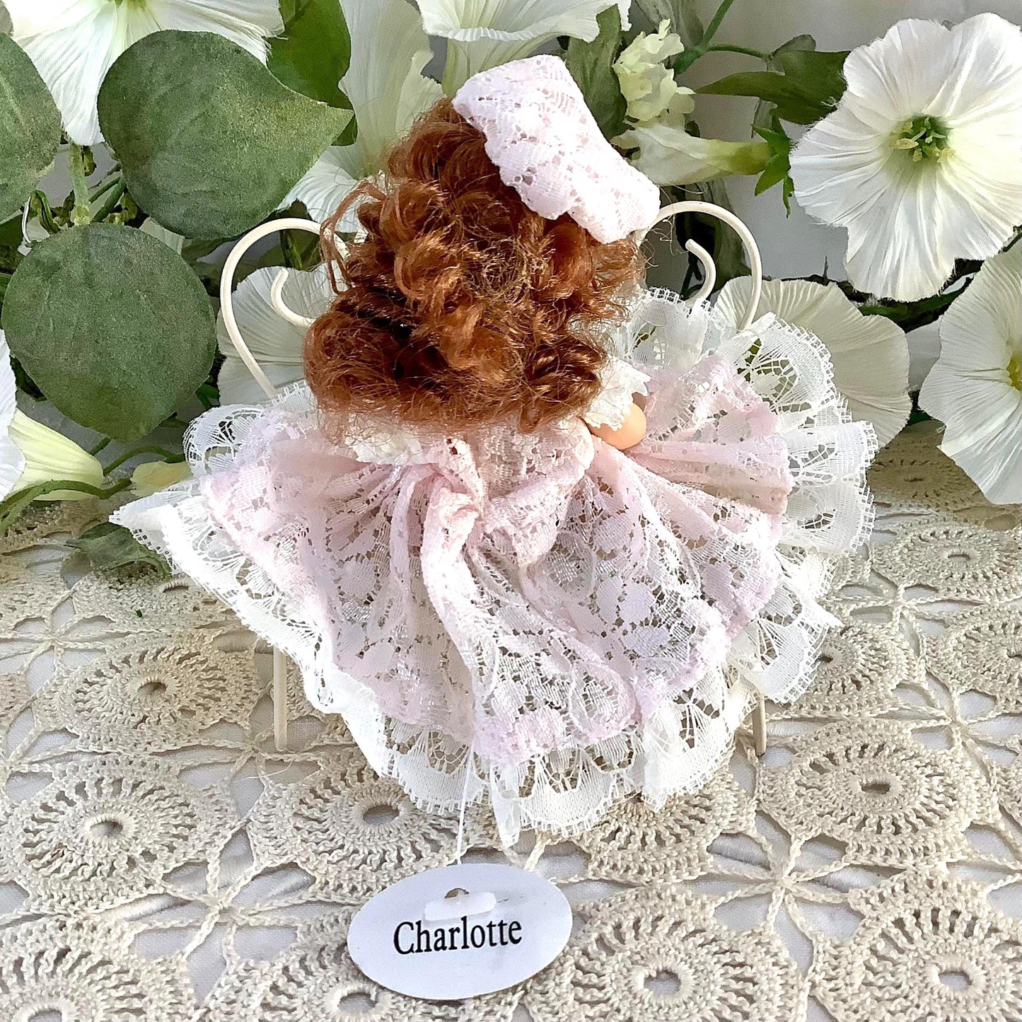 Charlotte poupée porcelaine miniature vintage ht 11 cm