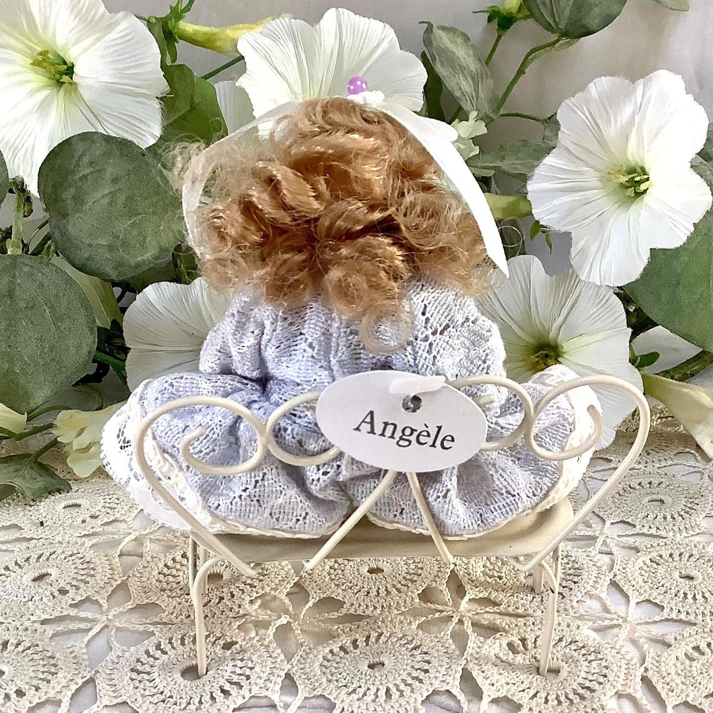 Angèle poupée porcelaine miniature vintage ht 11 cm