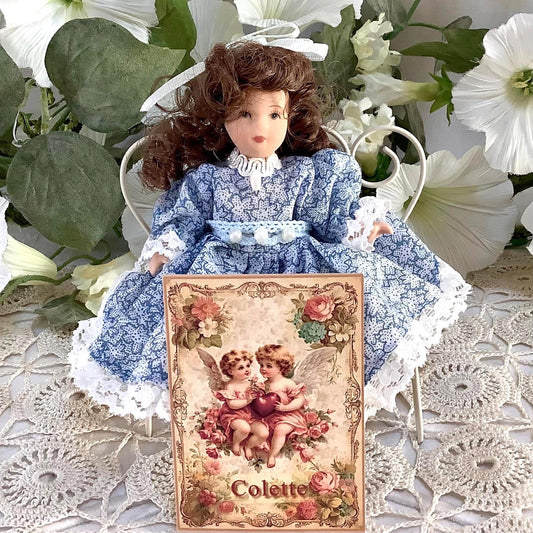 Colette poupée porcelaine miniature vintage ht 11 cm