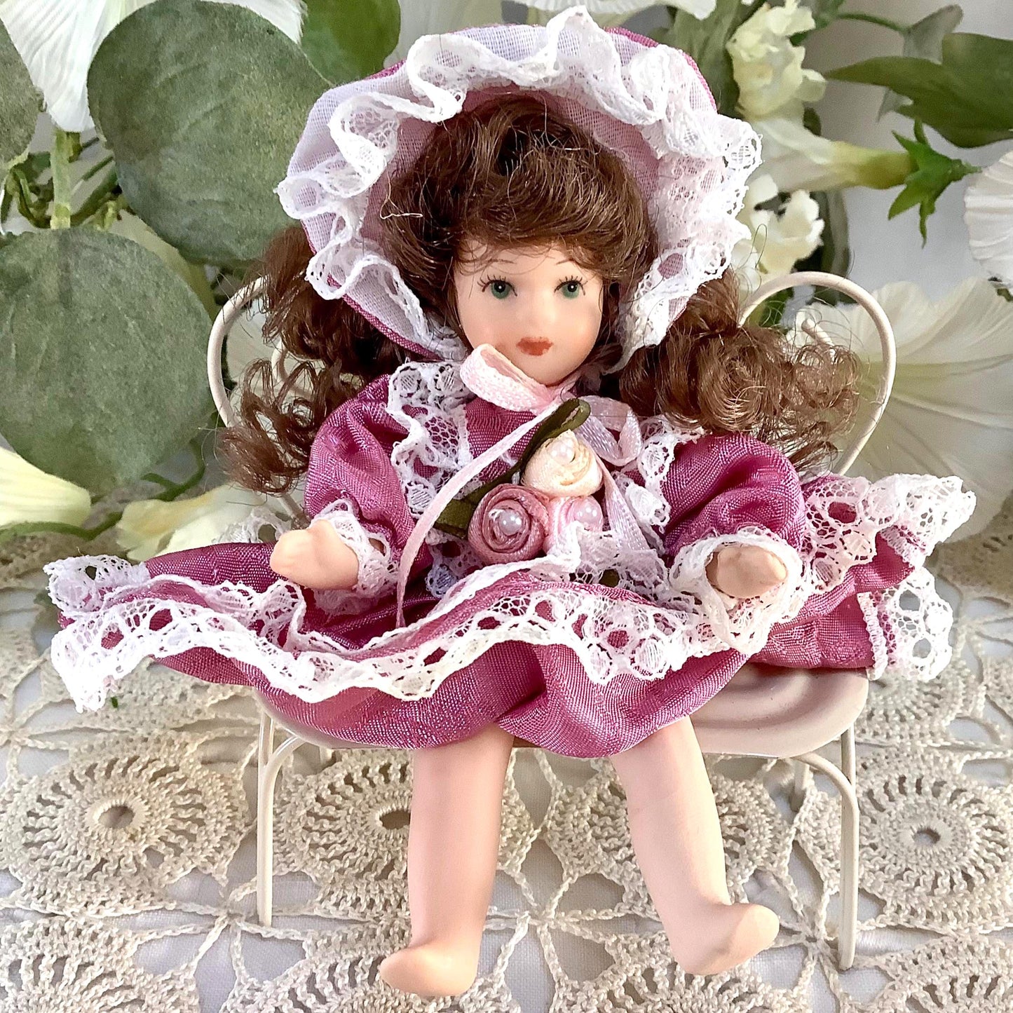Claudette poupée porcelaine miniature vintage ht 12 cm