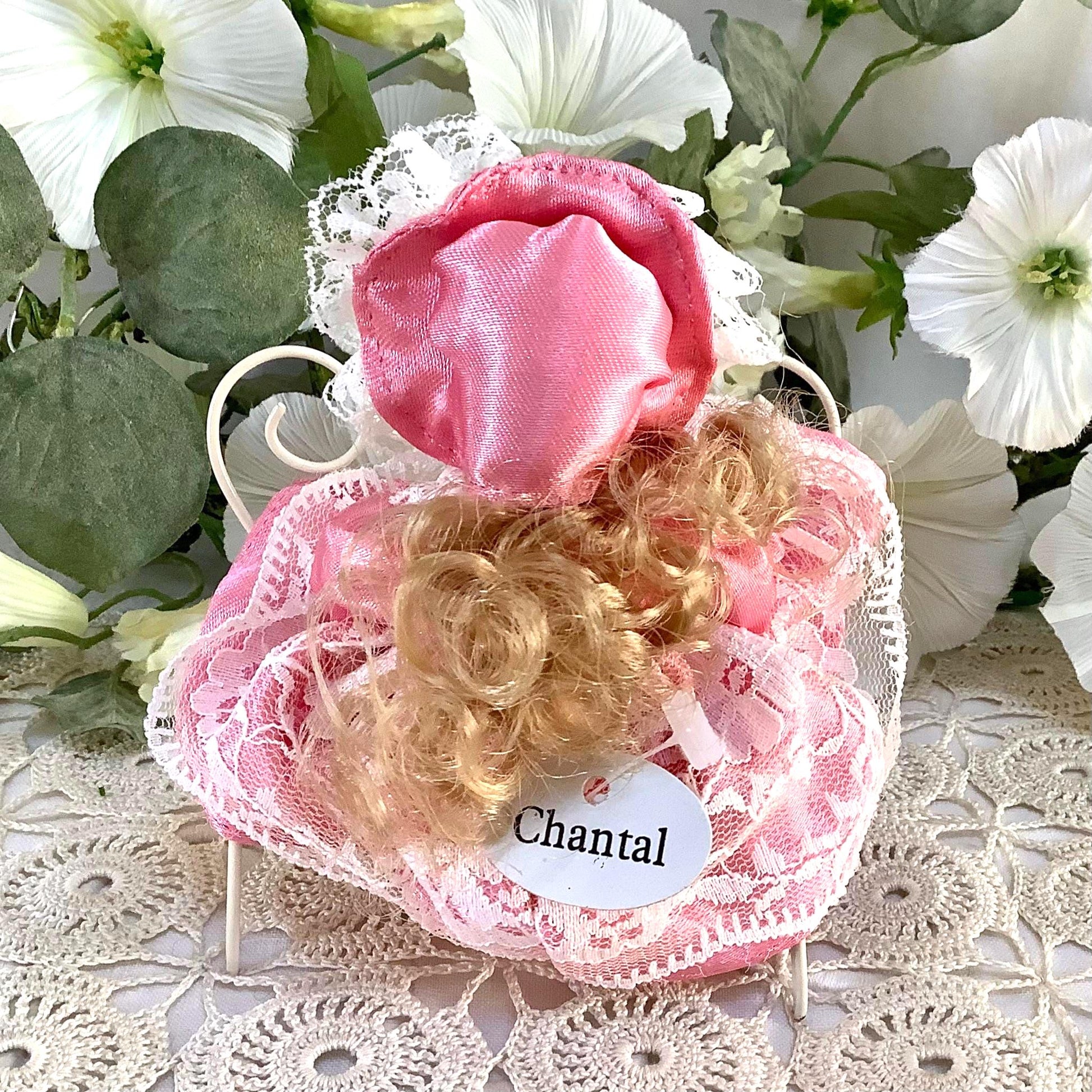 Chantal poupée porcelaine miniature vintage ht 11 cm