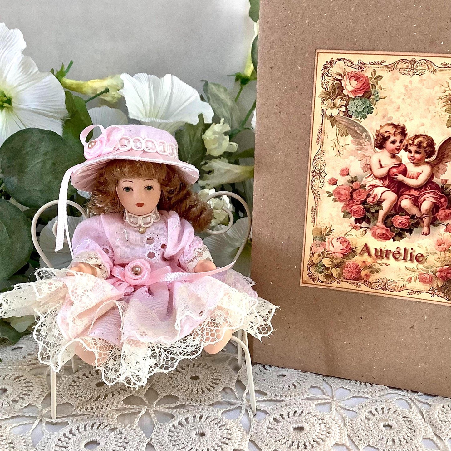 Aurélie poupée porcelaine miniature vintage ht 11 cm