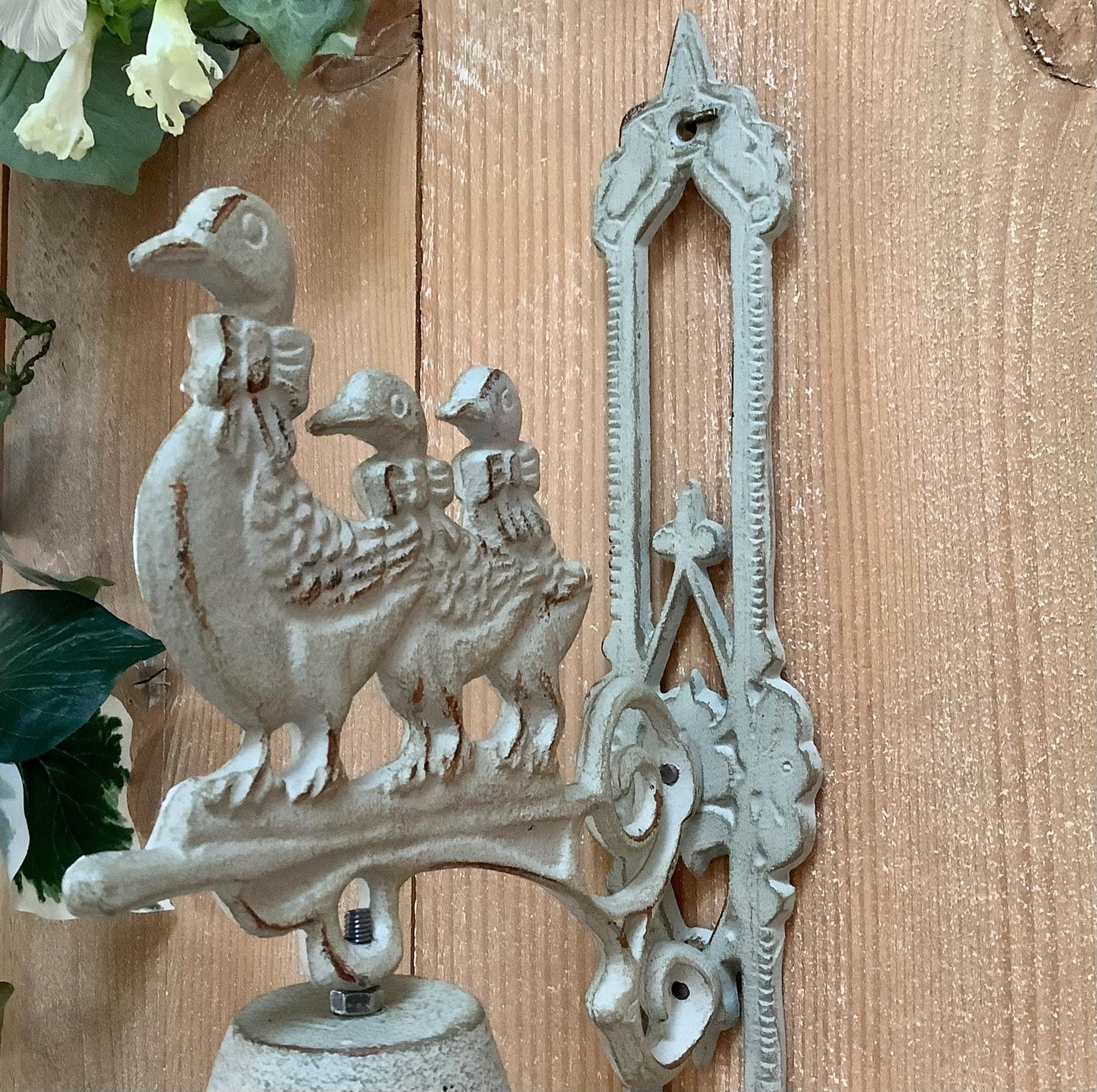 Cloche de porte oies fonte patinée gris vintage