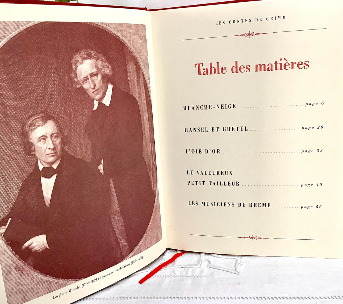 Les Contes de Grimm illustrés livre collection vintage Tome 1